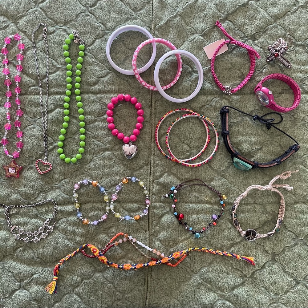 19 pc Jewelry Assortment for kids/teens